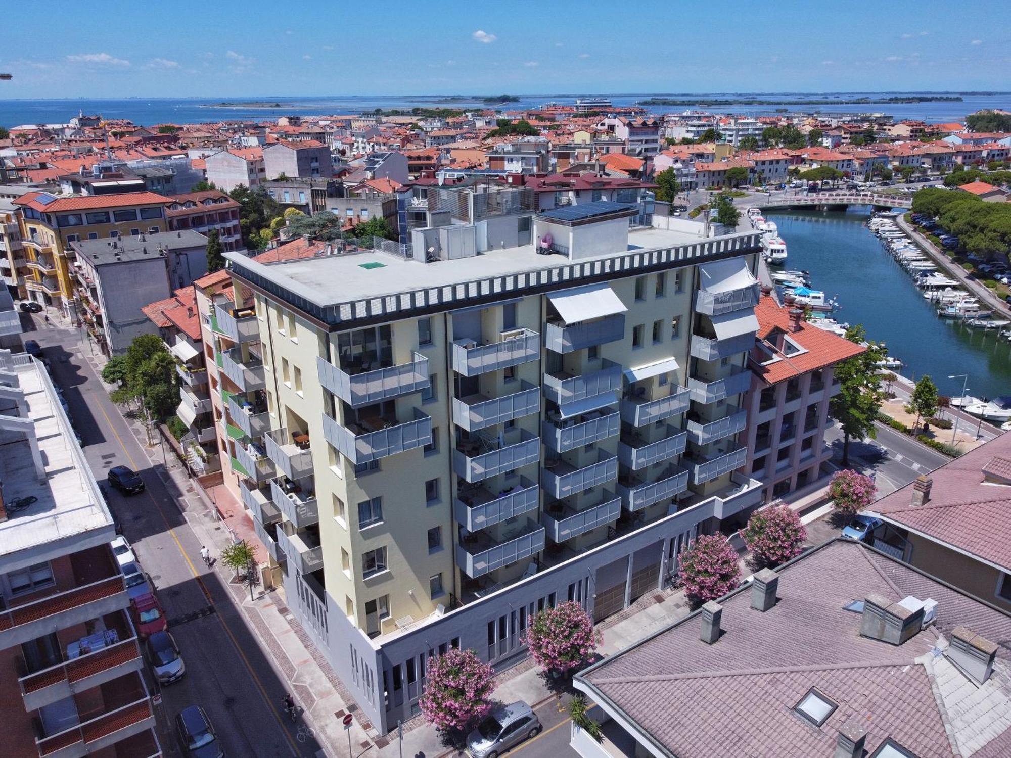 Residence Hotel Hungaria Grado Buitenkant foto