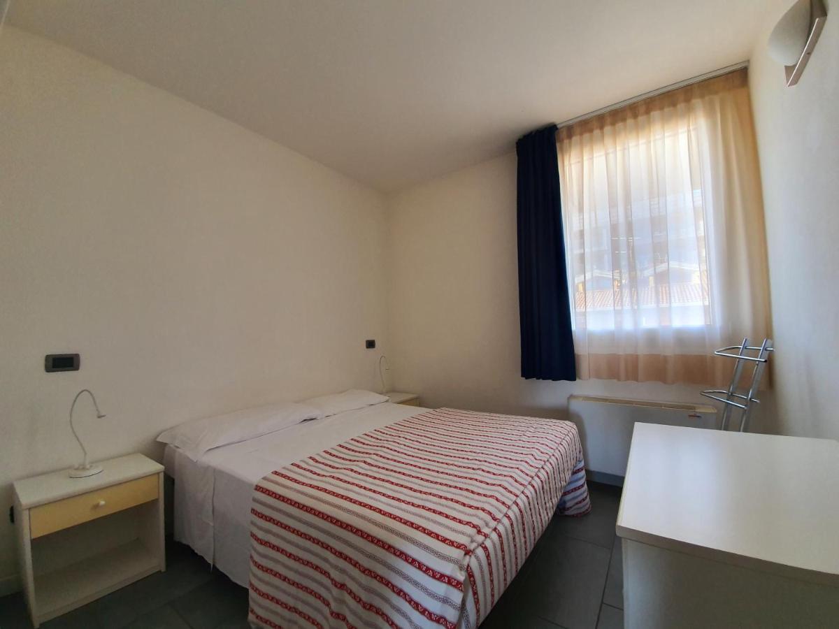 Residence Hotel Hungaria Grado Buitenkant foto